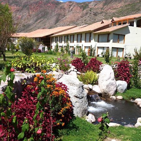 Taypikala Deluxe Valle Sagrado Urubamba Exterior photo