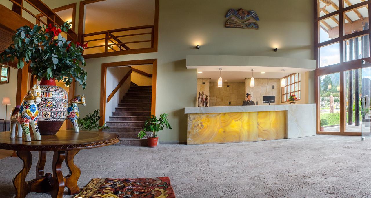 Taypikala Deluxe Valle Sagrado Urubamba Exterior photo