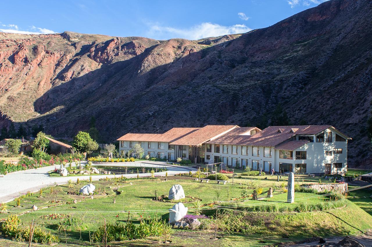Taypikala Deluxe Valle Sagrado Urubamba Exterior photo
