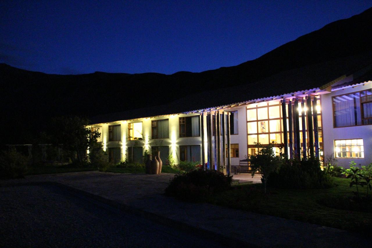 Taypikala Deluxe Valle Sagrado Urubamba Exterior photo