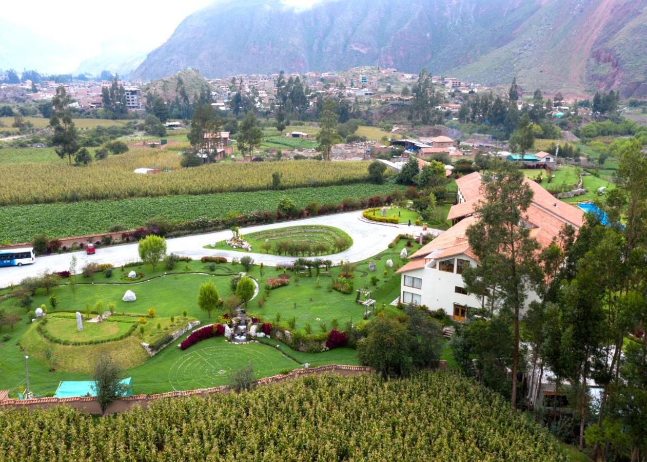 Taypikala Deluxe Valle Sagrado Urubamba Exterior photo