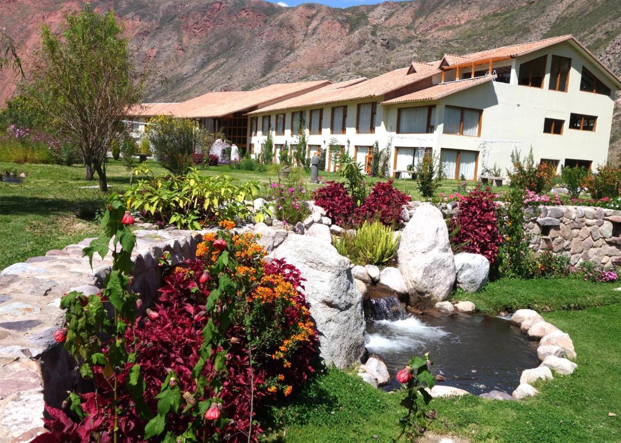 Taypikala Deluxe Valle Sagrado Urubamba Exterior photo